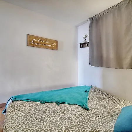 2 Pièces Terrasse, Piscine, Clémenceau A1b235 Appartement *