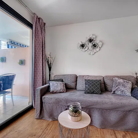 Agreable 2 Pieces Terrasse, Piscine, Clemenceau A1b235 아파트 *