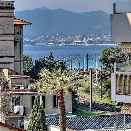 Apartmán Agreable 2 Pieces Terrasse, Piscine, Clemenceau A1b235 *