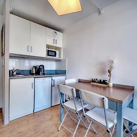 Agreable 2 Pieces Avec Piscine A1b235 * Cannes
